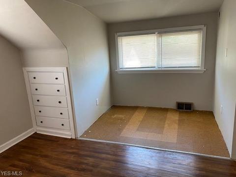 1711 E 291st St, Wickliffe, OH 44092 photo 7