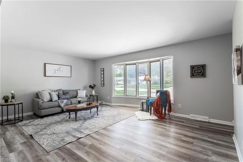 1000 E Decker Dr, Seven Hills, OH 44131 photo 8