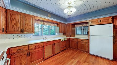 114 Ely Rd, Akron, OH 44313 photo 17