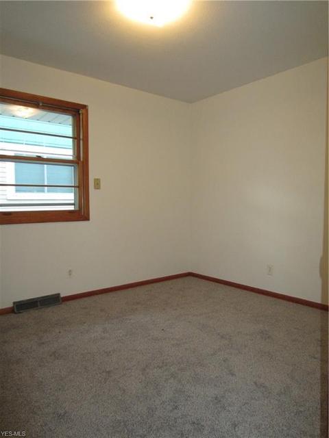 274 Boston Ave, Elyria, OH 44035 photo 10