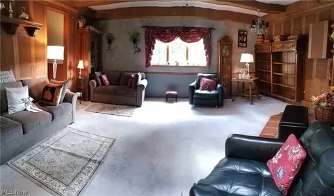 4541 Carpenter Rd, Ashtabula, OH 44004 photo 2