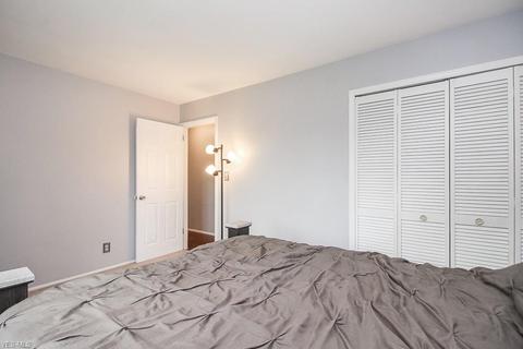 7622 Roeper Rd, Parma, OH 44134 photo 20