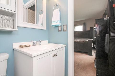 7622 Roeper Rd, Parma, OH 44134 photo 23