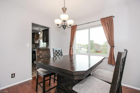 7622 Roeper Rd, Parma, OH 44134 photo 6