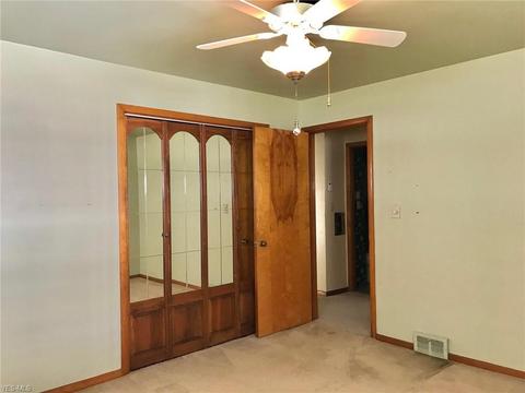 302 E 257th St, Euclid, OH 44132 photo 20