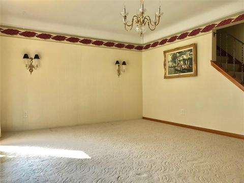 302 E 257th St, Euclid, OH 44132 photo 18