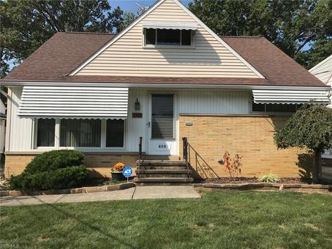 302 E 257th St, Euclid, OH 44132 photo 1