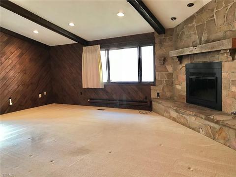 302 E 257th St, Euclid, OH 44132 photo 12
