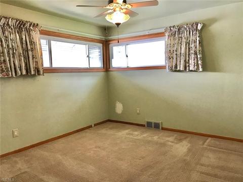 302 E 257th St, Euclid, OH 44132 photo 19