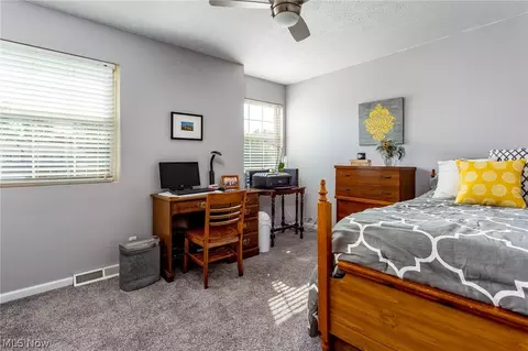 153 Xavier St, Elyria, OH 44035 photo 20
