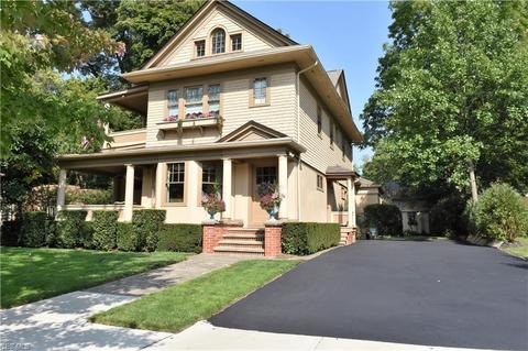 120 Harrison St, Elyria, OH 44035 photo 1