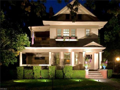 120 Harrison St, Elyria, OH 44035 photo 2
