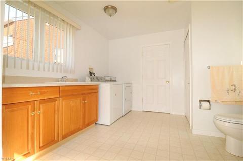22890 Chardon Rd, Euclid, OH 44117 photo 12