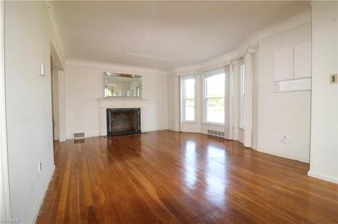 22890 Chardon Rd, Euclid, OH 44117 photo 5