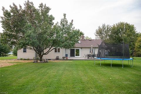 144 Railroad St, Lagrange, OH 44050 photo 6