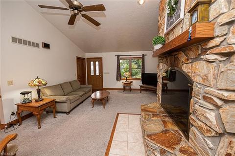 144 Railroad St, Lagrange, OH 44050 photo 8
