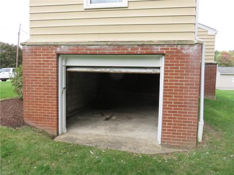 1122 Runge Ave, Struthers, OH 44471 photo 21