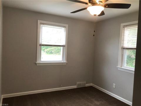 1122 Runge Ave, Struthers, OH 44471 photo 13