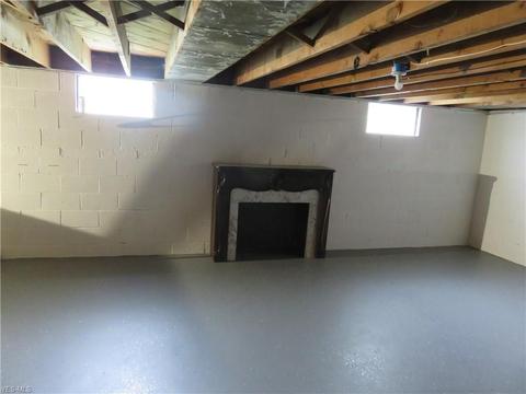 1122 Runge Ave, Struthers, OH 44471 photo 14