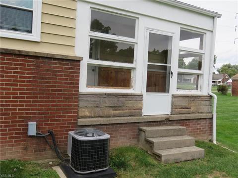 1122 Runge Ave, Struthers, OH 44471 photo 20
