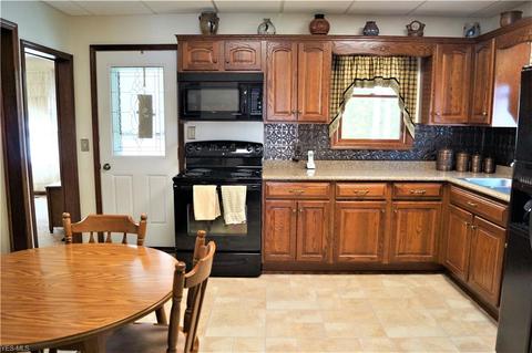 403 Murray Ave, Minerva, OH 44657 photo 5
