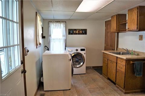 403 Murray Ave, Minerva, OH 44657 photo 12