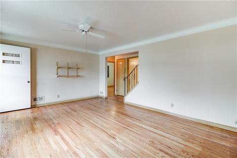 2313 E 290th St, Wickliffe, OH 44092 photo 11