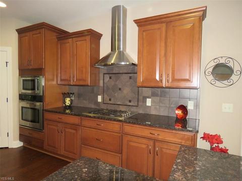 3071 Blue Ash Ave NW, Canton, OH 44708 photo 17