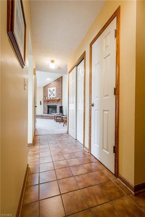 6396 Groton St NW, Canton, OH 44708 photo 4