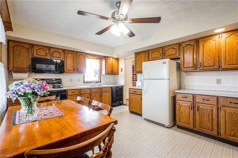 6396 Groton St NW, Canton, OH 44708 photo 14