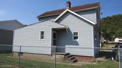 210 Watson St, Dillonvale, OH 43917 photo 3