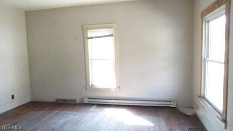 210 Watson St, Dillonvale, OH 43917 photo 7