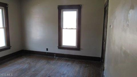 210 Watson St, Dillonvale, OH 43917 photo 10