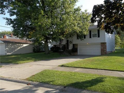 5721 E 146th St, Maple Heights, OH 44137 photo 1