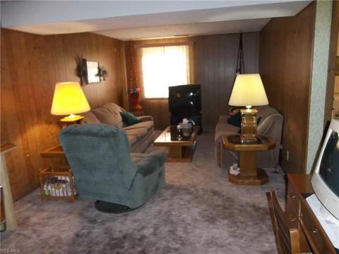 5721 E 146th St, Maple Heights, OH 44137 photo 10