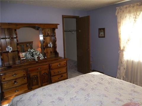 5721 E 146th St, Maple Heights, OH 44137 photo 5