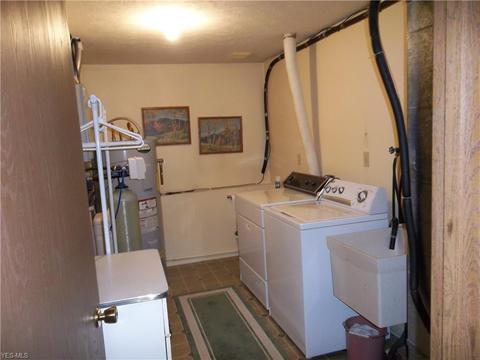 5721 E 146th St, Maple Heights, OH 44137 photo 12
