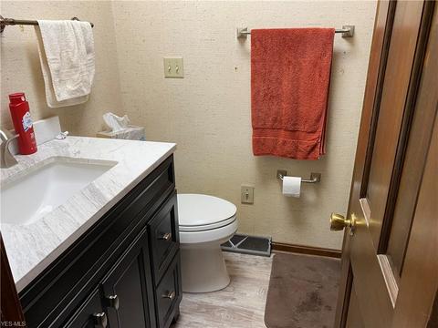 9000 Oberlin Rd, Elyria, OH 44035 photo 9