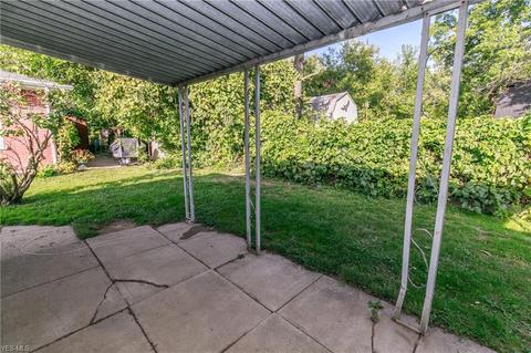 6039 Baetz Ct, Elyria, OH 44035 photo 29
