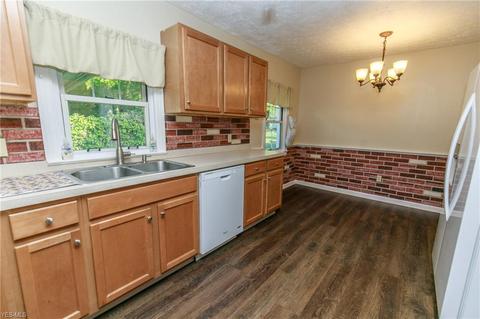 6039 Baetz Ct, Elyria, OH 44035 photo 6