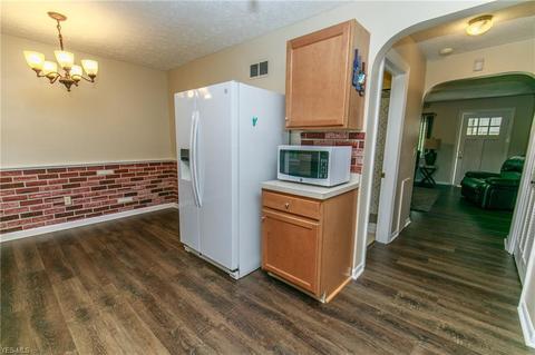 6039 Baetz Ct, Elyria, OH 44035 photo 13