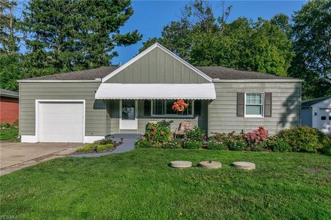 6039 Baetz Ct, Elyria, OH 44035 photo 1