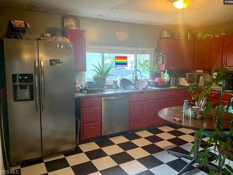 321 S York St, Wheeling, WV 26003 photo 12