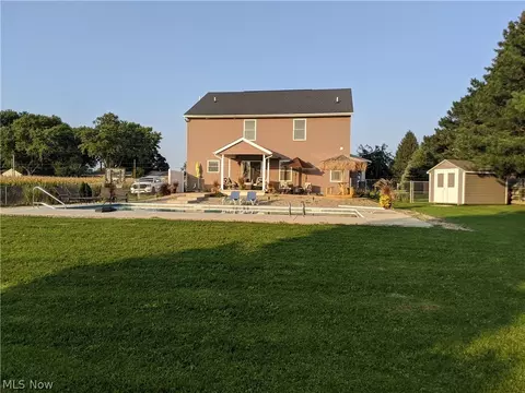 912 Berlin Rd, Huron, OH 44839 photo 8
