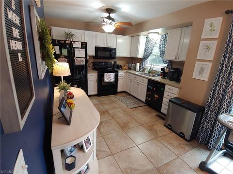 137 Samuel St, Elyria, OH 44035 photo 12
