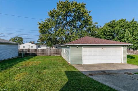 1824 Eldon Dr, Wickliffe, OH 44092 photo 30