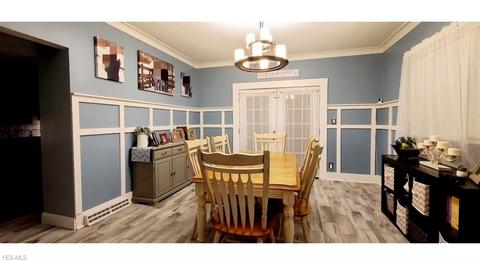 327 E Kline St, Girard, OH 44420 photo 7