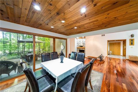 883 Old Spring Rd, Copley, OH 44321 photo 9