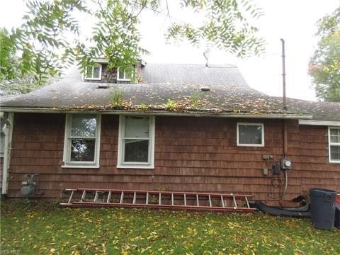 115 Pine St, Creston, OH 44217 photo 2