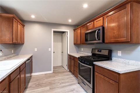 533 Cornell Ave, Elyria, OH 44035 photo 13
